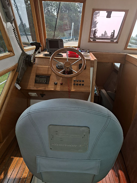 River Cruiser 39